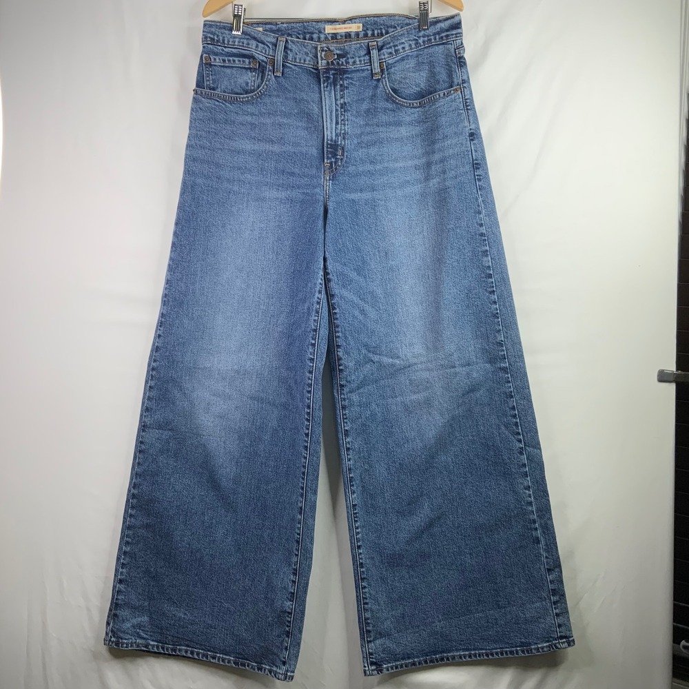 Levis 728 High Rise Wide Leg Jeans Medium Wash Blue Denim Womens 33